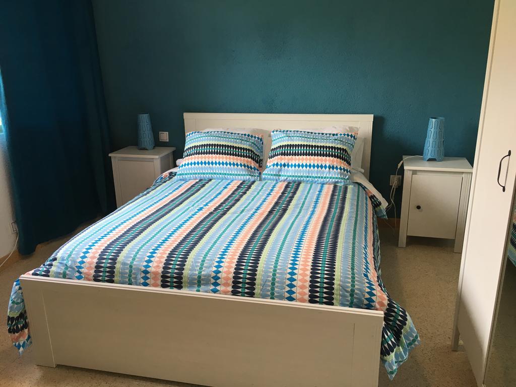 Hostal Tres Cantos Luaran gambar