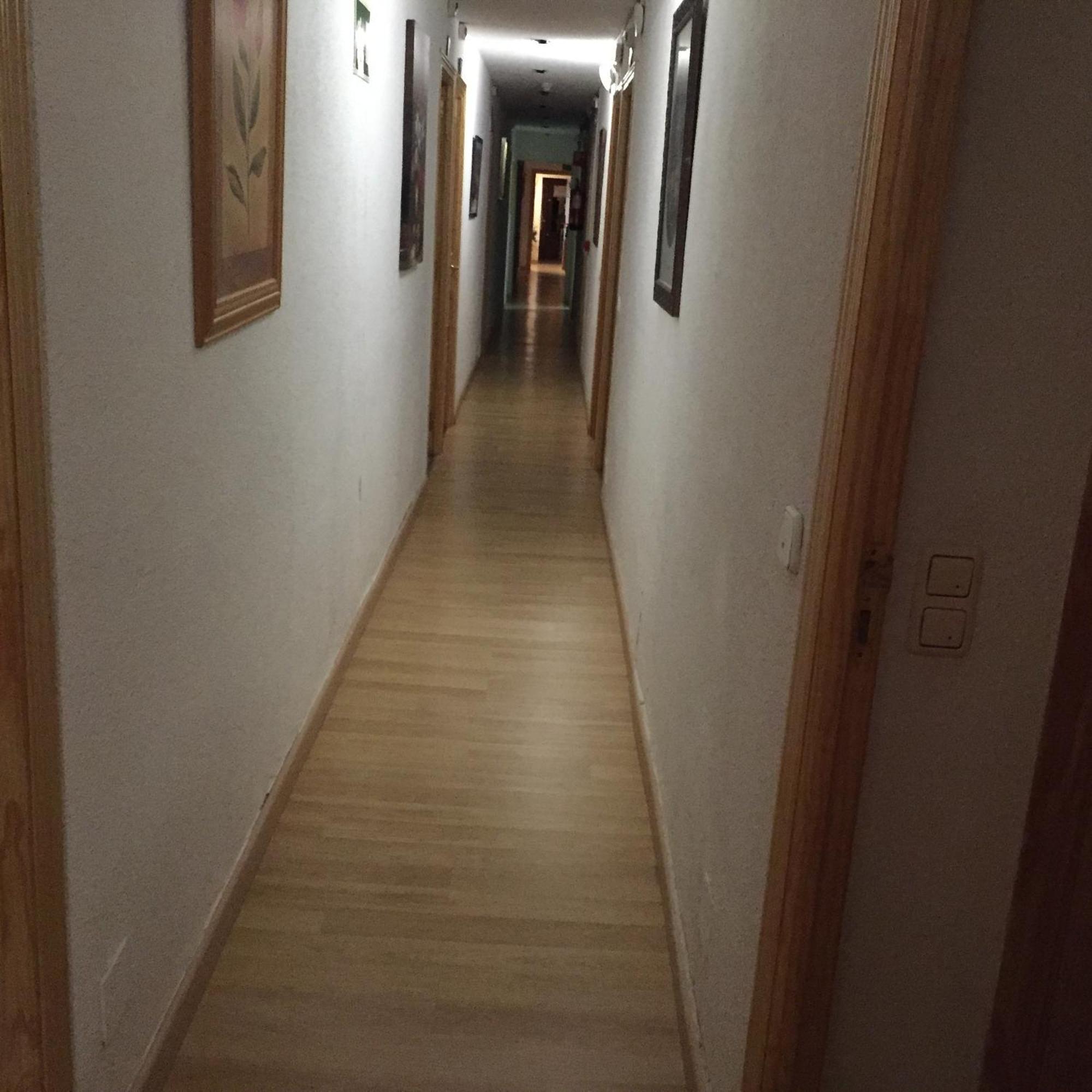 Hostal Tres Cantos Luaran gambar